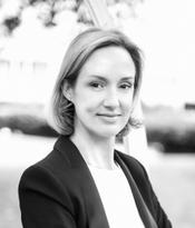 Felicity dating coach in London